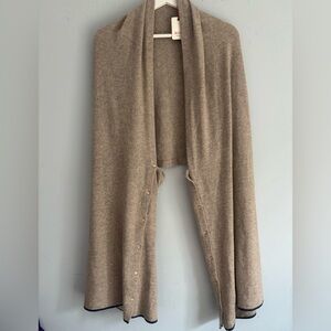 Avoca Ireland cashmere Wool Button Wrap Shawl • Beige w/ Navy Trim